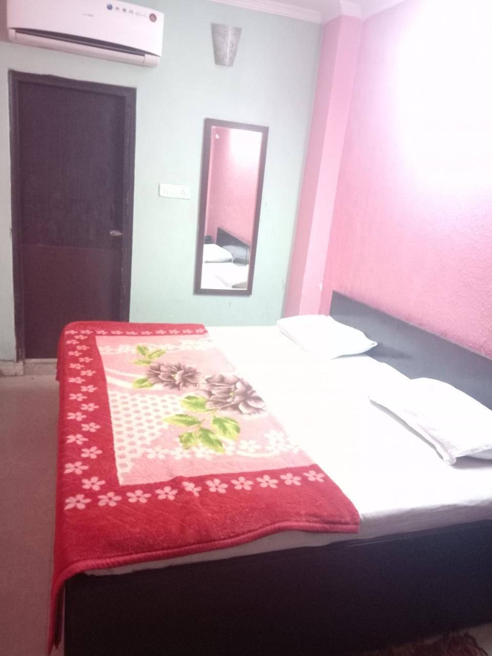 Delhi Inn Yeni Delhi Dış mekan fotoğraf