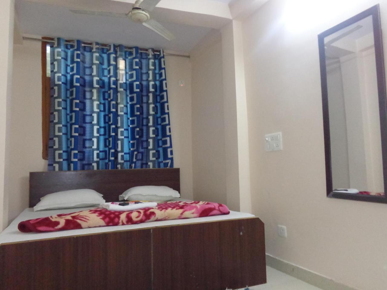 Delhi Inn Yeni Delhi Dış mekan fotoğraf