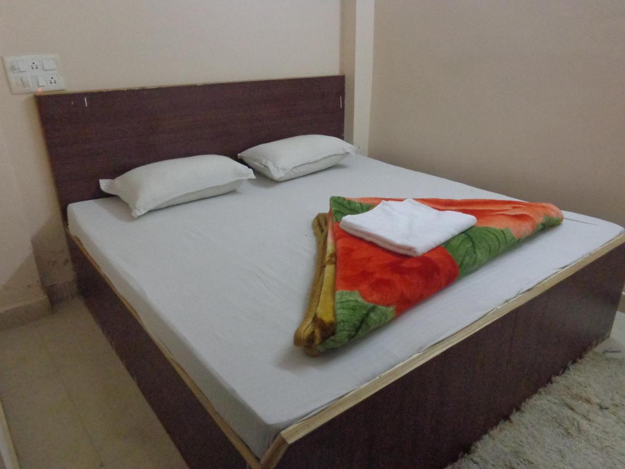 Delhi Inn Yeni Delhi Dış mekan fotoğraf